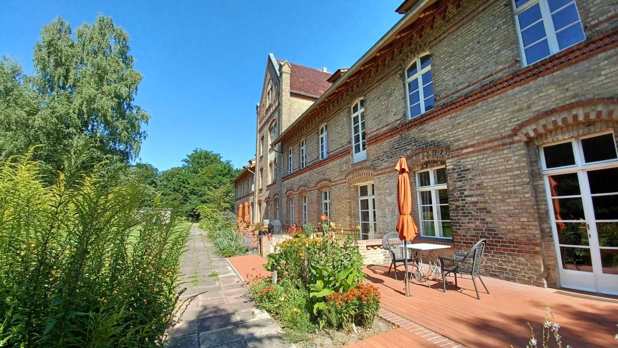 Fewo "Biene" Im Kunstgut Krahne Lehnin Esterno foto